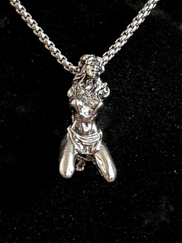 Rope girl inclusief 60cm Venetiaans collier