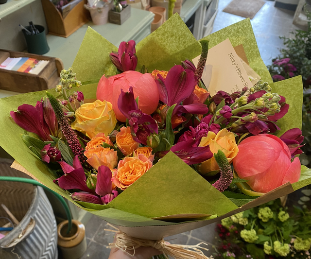 Hand Tied - PLASTIC FREE - Tied Florist Choice Bouquet 