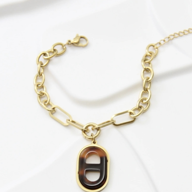 Bracelet pendentif ovale