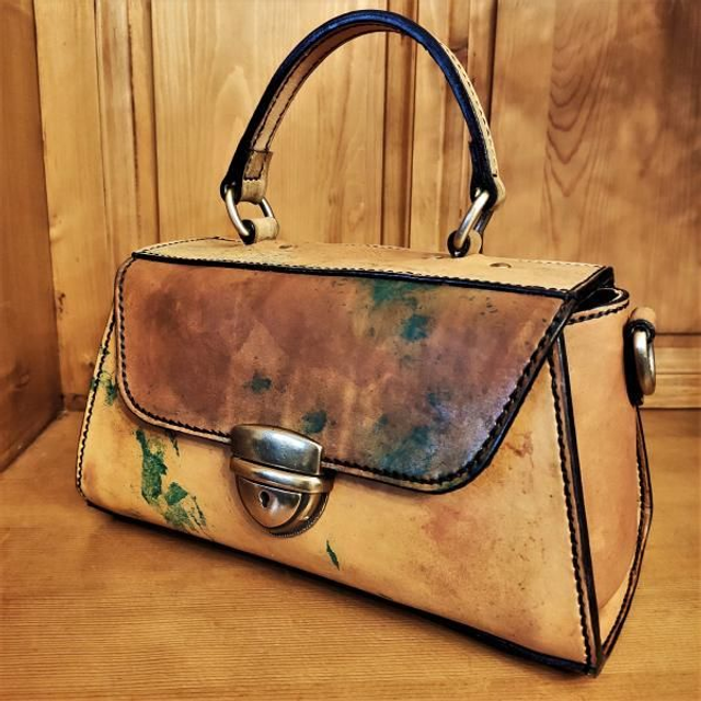 Sac à main en cuir marbré