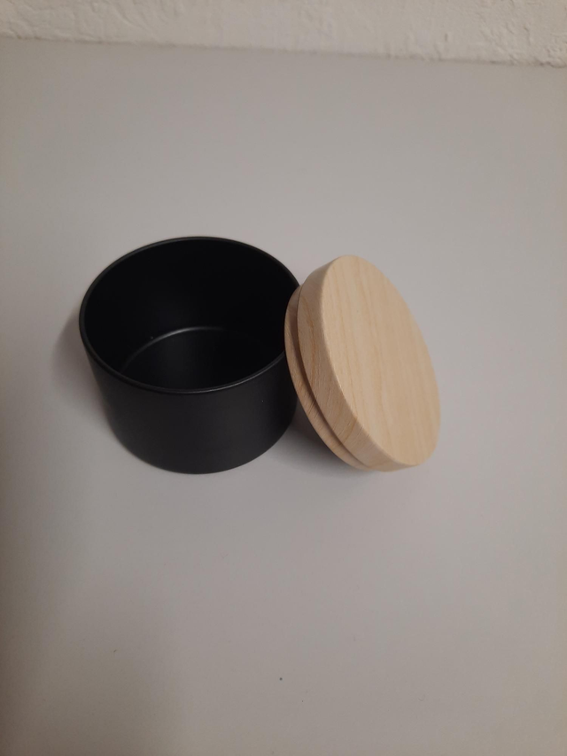 Pots neuf pour bougies 