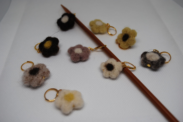 Marqueurs de tricot "Fleurs"