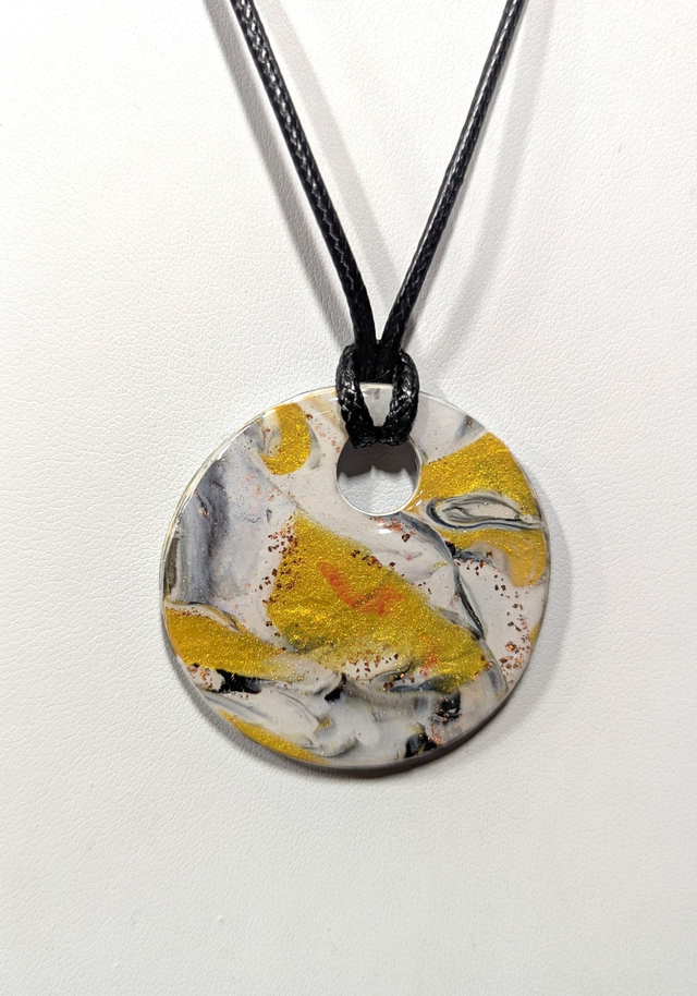 Pendentif rond marbré