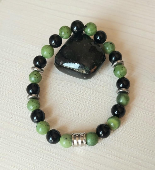 Agate Noire et Jade Néphrite