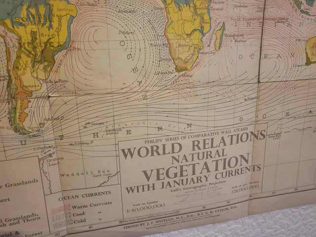 World - Vegetation and Ocean Currents