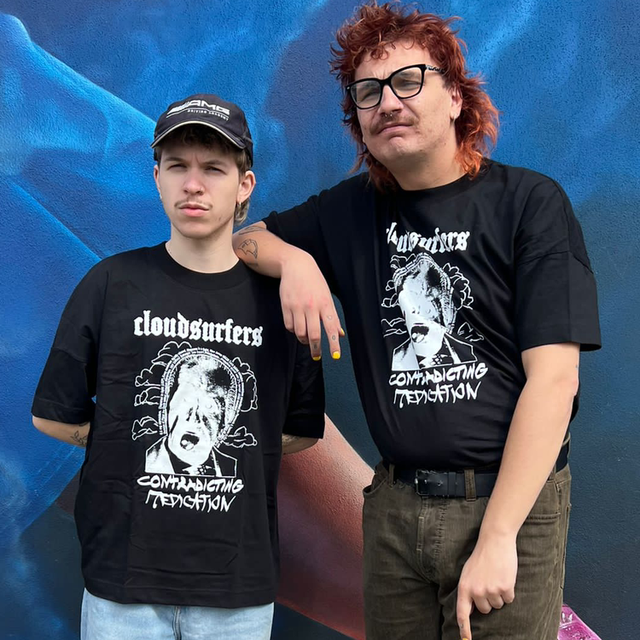 Contradicting Medication - T-shirt