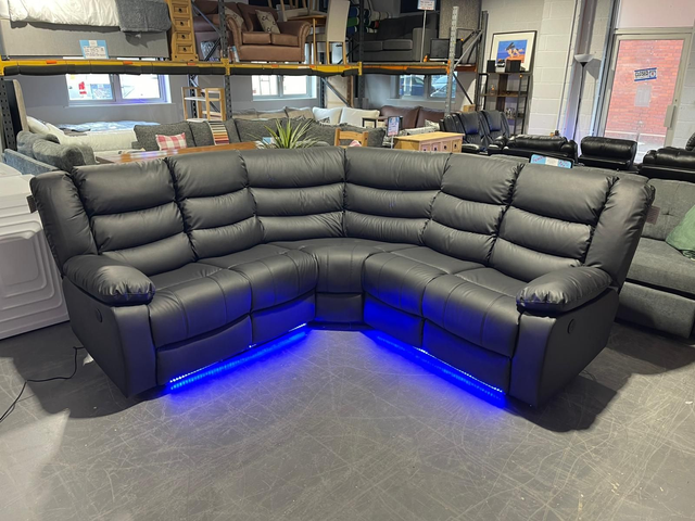 Corner sofa £699