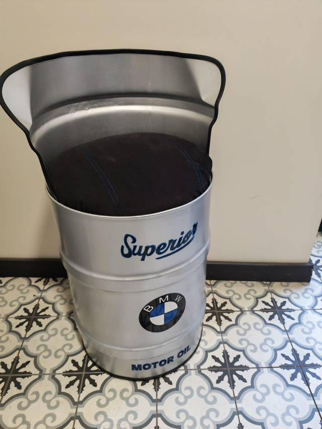 Tabouret de bar avec dossier 