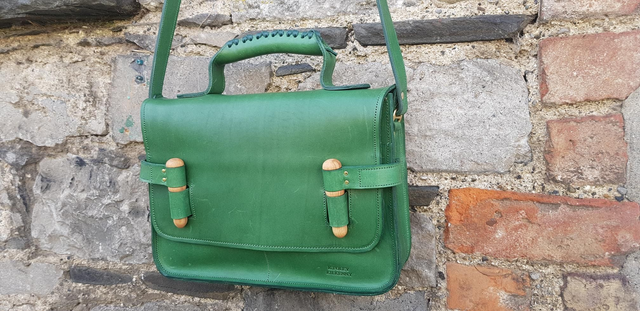 Peg satchel 