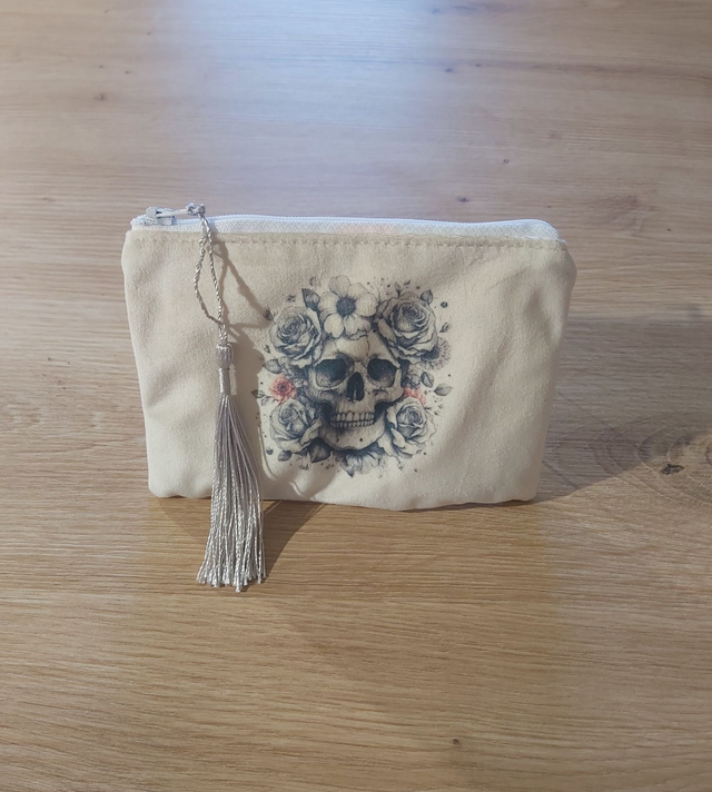 pochette tête de mort