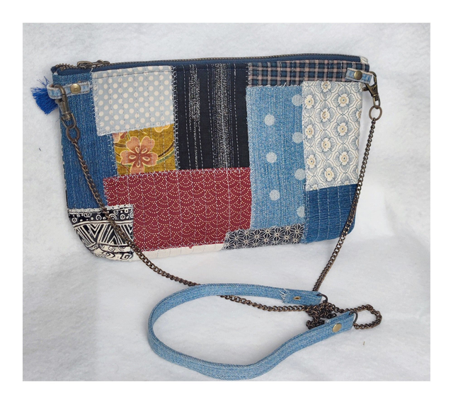 Sac à bandoulière, sac à main en tissu recyclé, pochette patchwork style boro japonais, sac à main style bohème