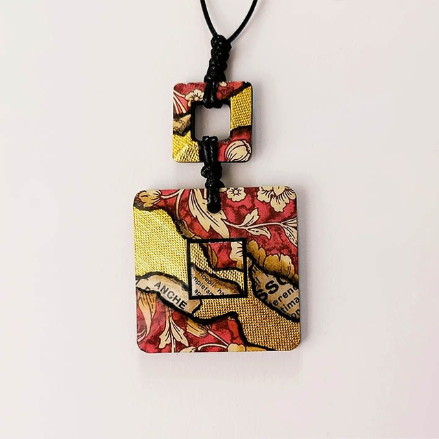 Collana doppio quadrato Carmen oro e rosso