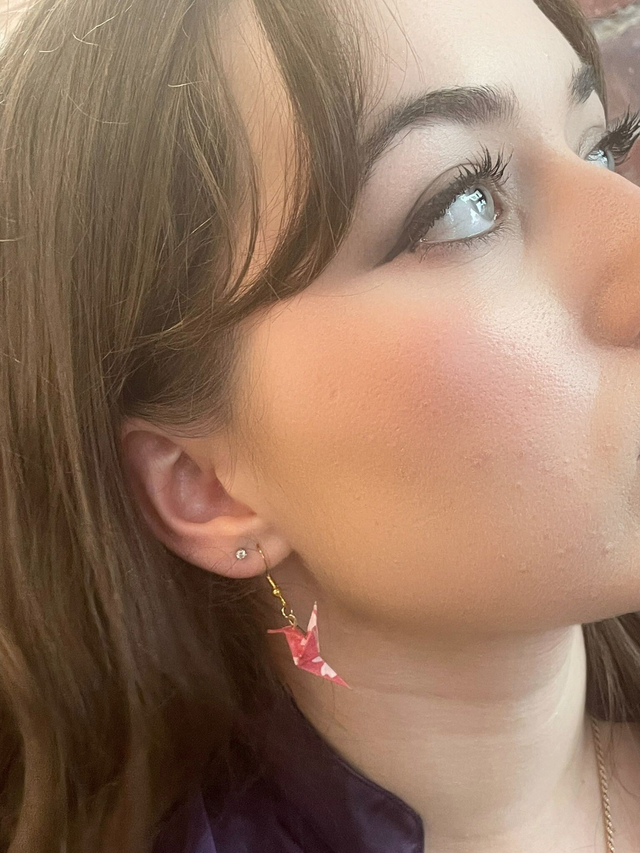 Boucles d'oreilles courtes "Colibri" rouge à fleurs