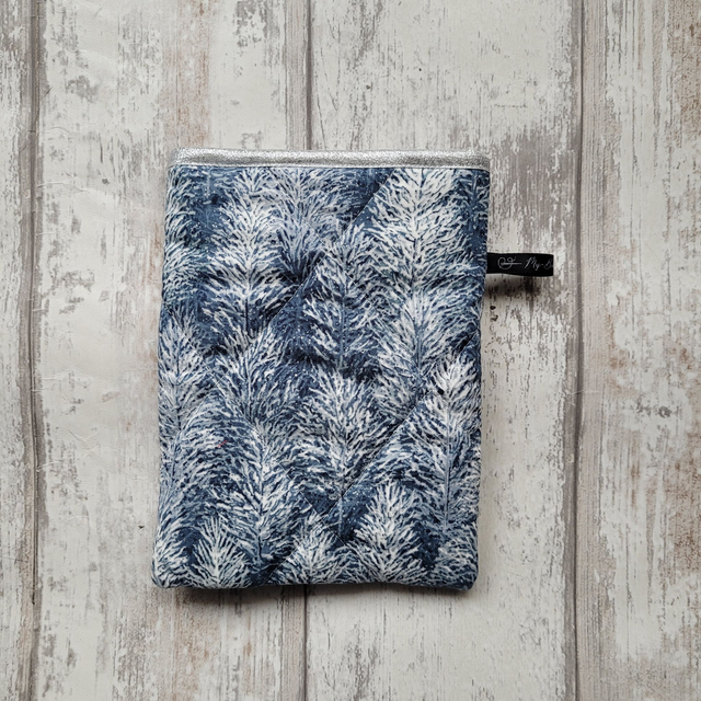 Pochette pour livre Poche : Sapin sous la neige