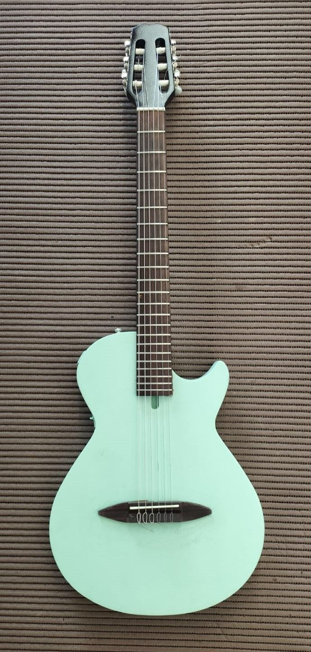 Violão Tagima flat