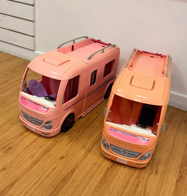 Barbie car (each €4)
