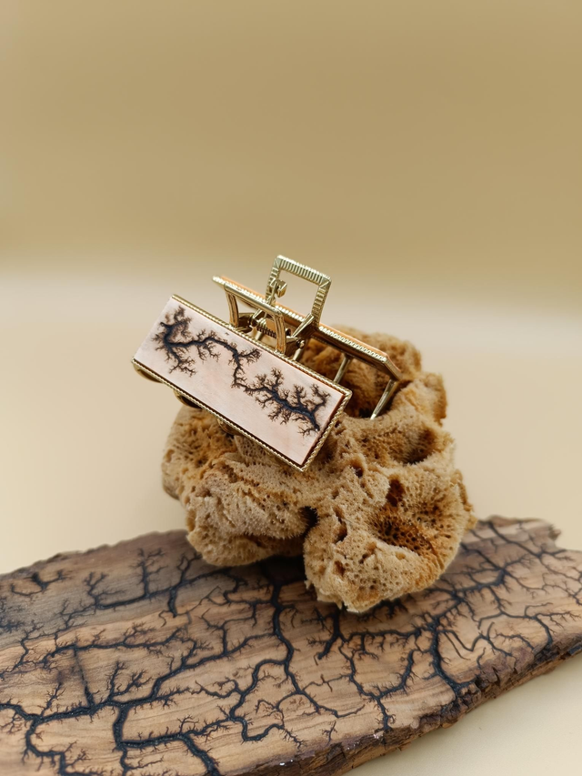 Pince à cheveux en erable