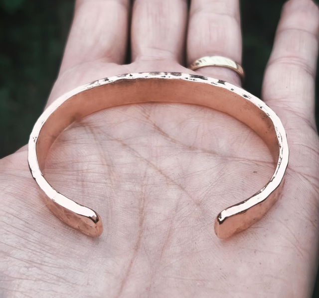 Bracelet Jonc Homme en Cuivre Pur Martelé – Artisanat & Caractère
