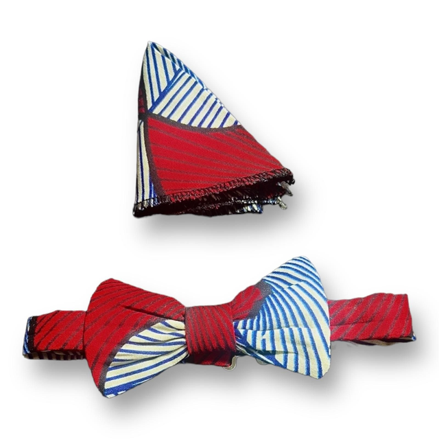 Noeud papillon et mouchoir de poche