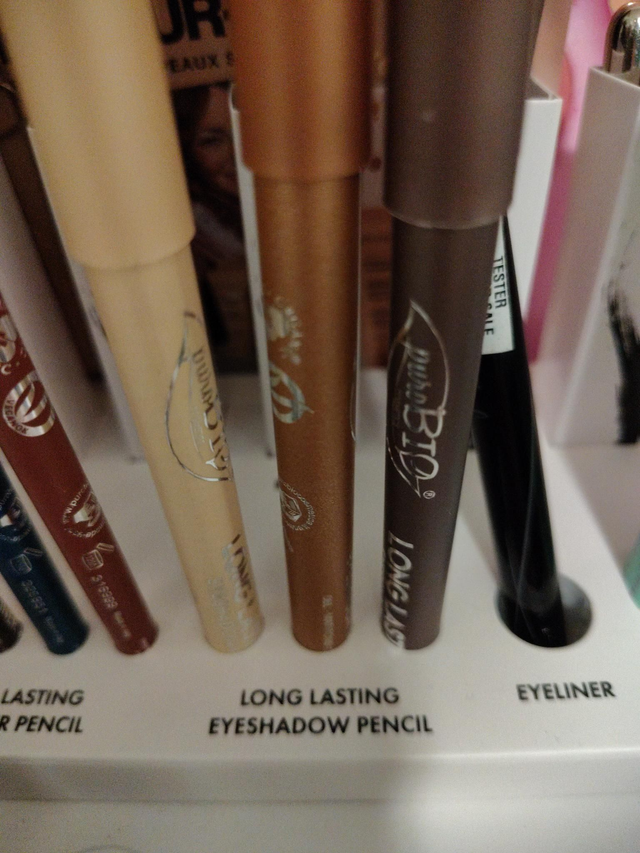 Produit maquillage Purobio Crayon long lasting ombre à paupières 