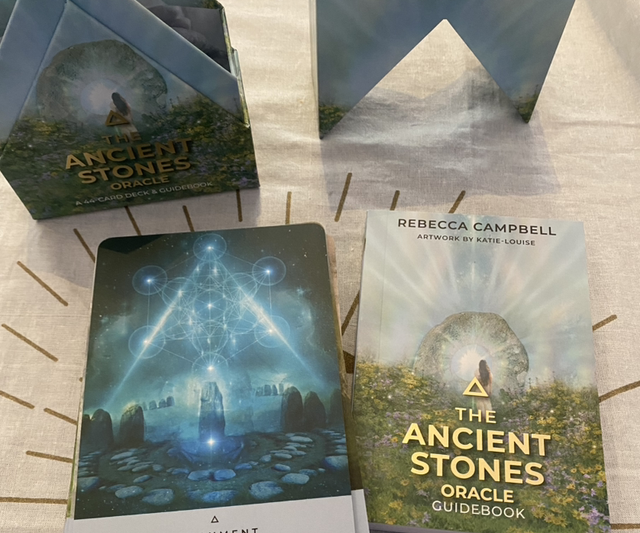 Tha Ancient Stones Oracle