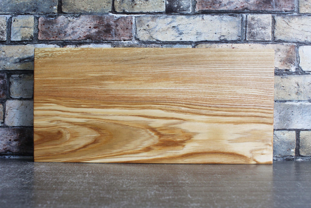 PLANCHE À DÉCOUPER N°86