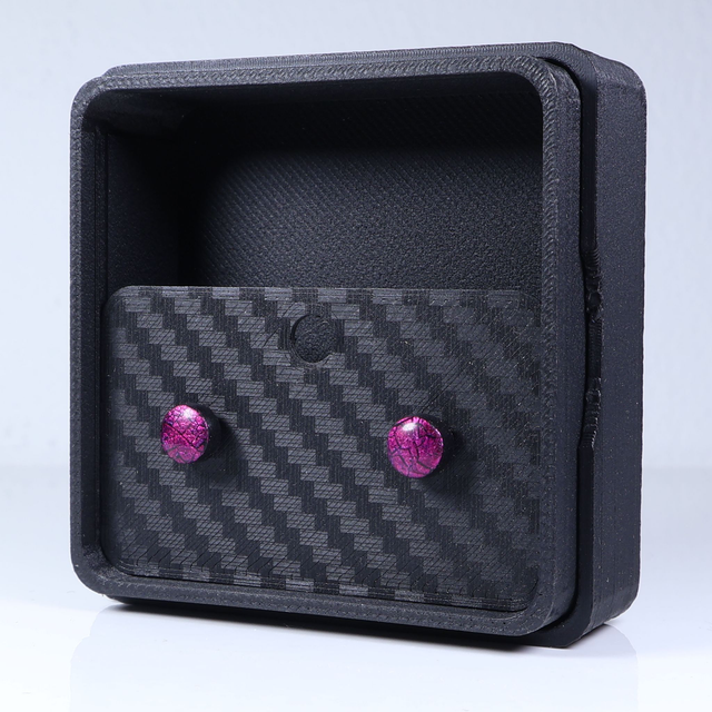 Hypoallergenic Vibrant Electric Cracked Pink Black Polymer Clay Plastic Rubber Back Stud Earrings With Designer Carbon Fiber Jewellery Box