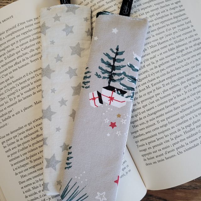 Marque-page 017 : Sapins et cadeaux