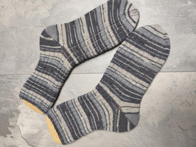 Handgestrickte Socken Größe 46/47