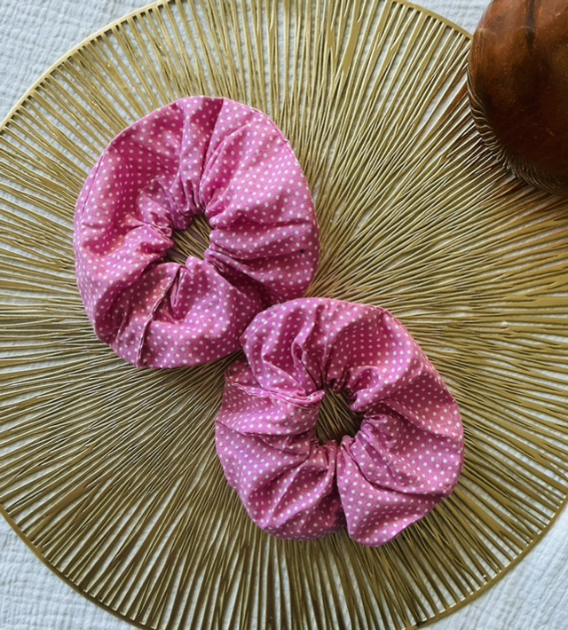 Chouchou en coton modèle « Polka rose » 