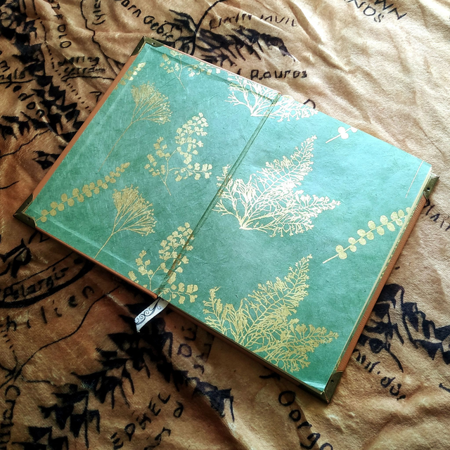 Grimoire cuir médiéval fantasy