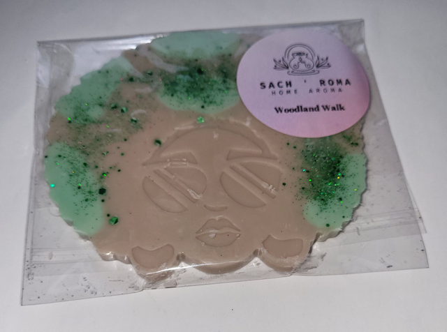 Afro Head Woodland Walk