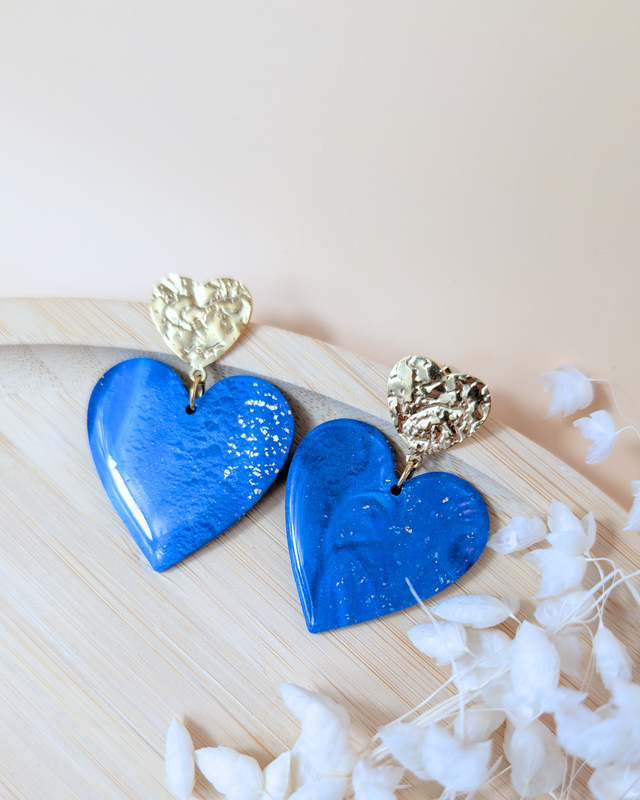 Plaisante - Collection bleu - Boucles d’oreilles artisanales en pâte polymère et résine 