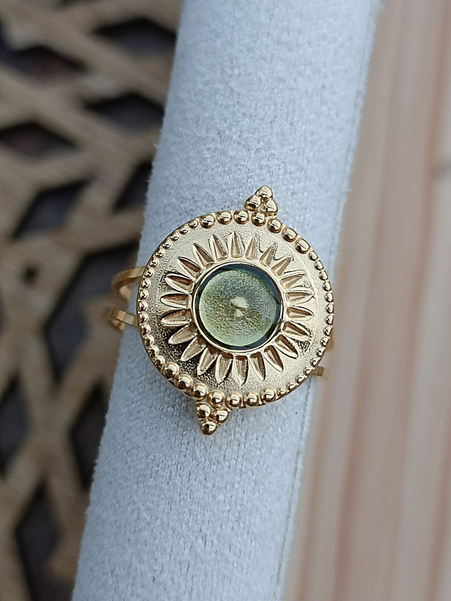 Bague Ethnique réglable - Or - Résine Verte