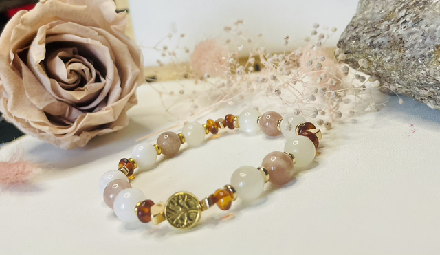 POST PARTUM, pierre de lune, pierre du soleil et ambre