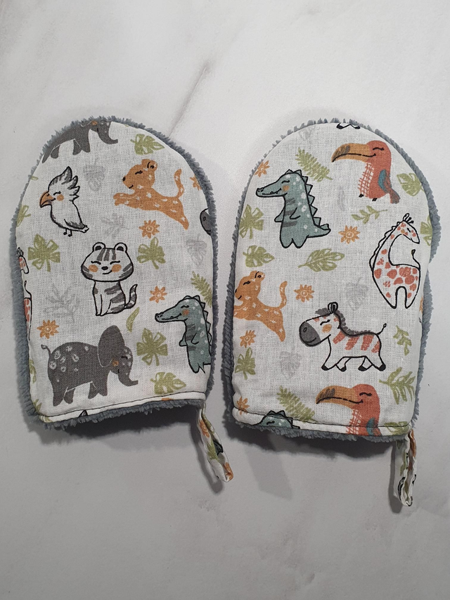 Gant de toilette enfant animaux gris