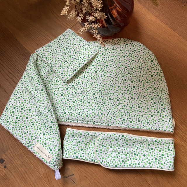 Kit Bien-Être – Serviette Cheveux, Bandeau & Lingettes Démaquillantes