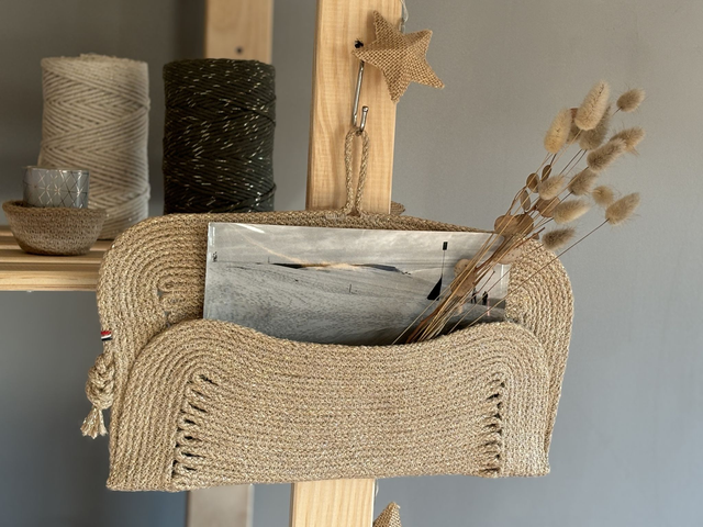 Porte-courriers mural