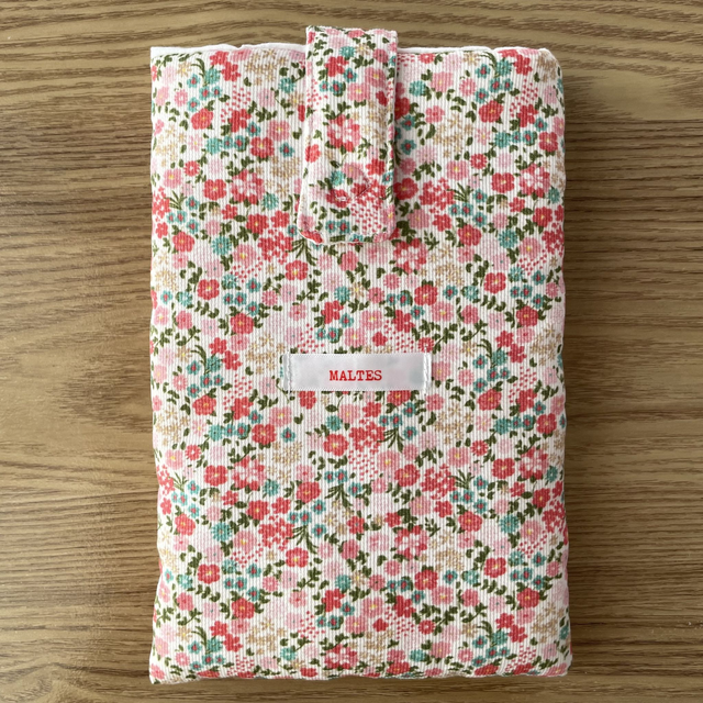 Housse de livre mini fleurs rose (poche)