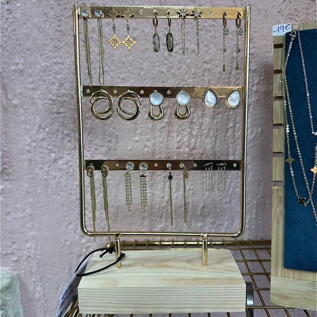 BOUCLES D’OREILLES