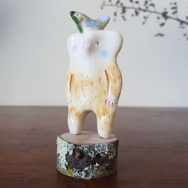 p&#039;tit kawai avec oiseau