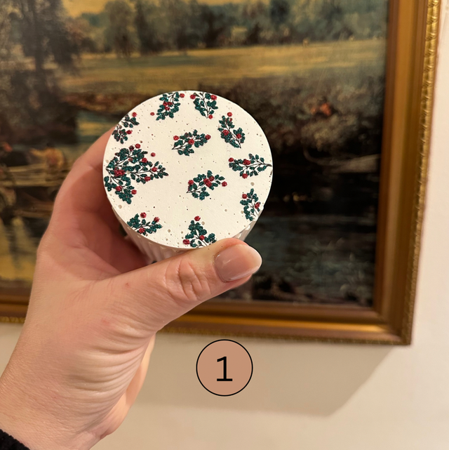 SMALL CHRISTMAS CANDLE HOLDER| STORAGE POT