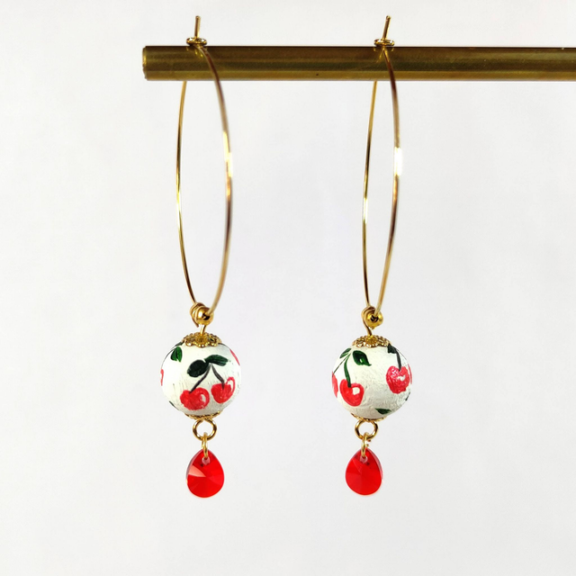 Petites créoles Cerises avec cristaux rouges