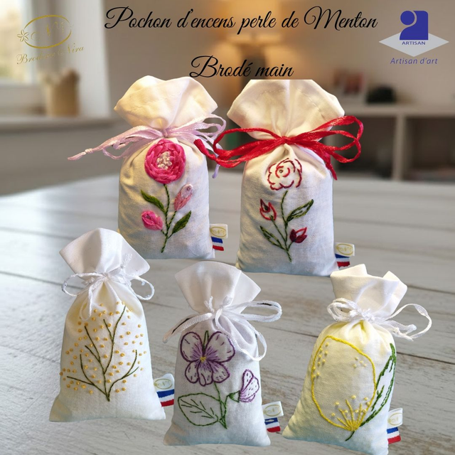Pochon brode main parfum d'ambiance  de Provence 