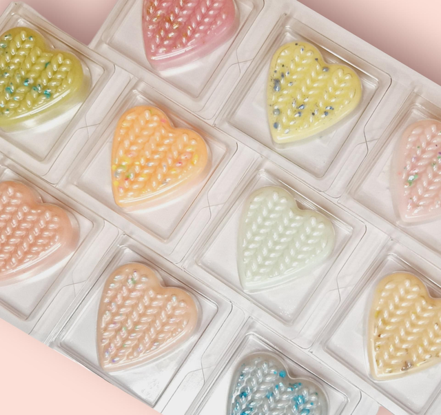 Mini Heart Clamshells