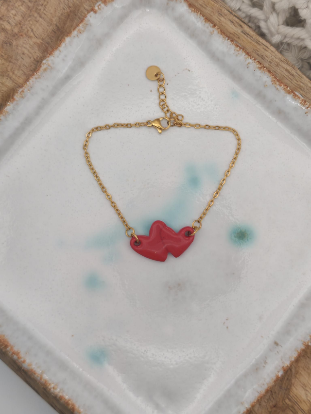 A Bracelet doré duo cœur rouge