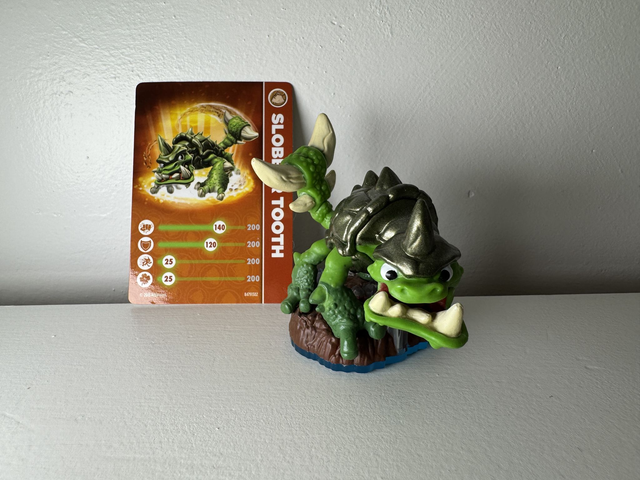 Slobber Tooth - Earth - Skylanders - Swap Force