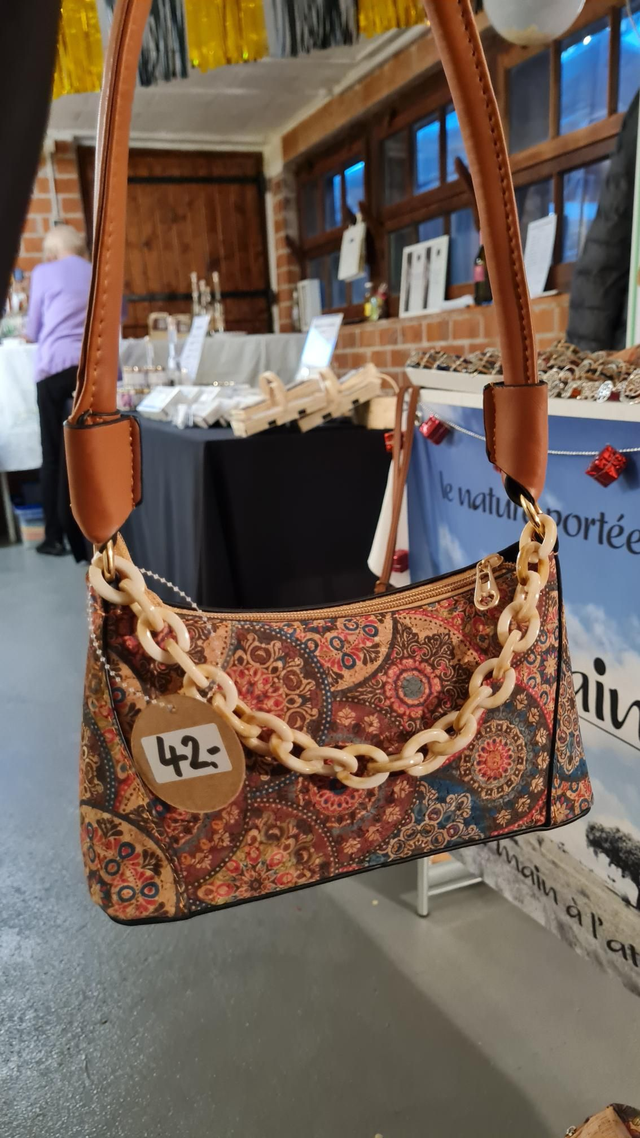 Sac à main avec chaîne liège imprimé mandalas 