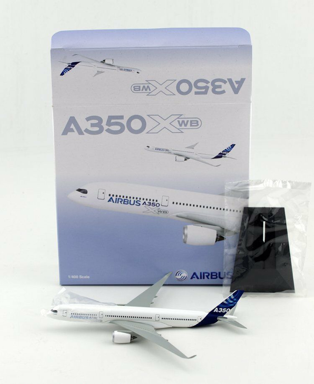 Airbus A350 XWB AIRBUS HOUSE COLOURS, 1:400