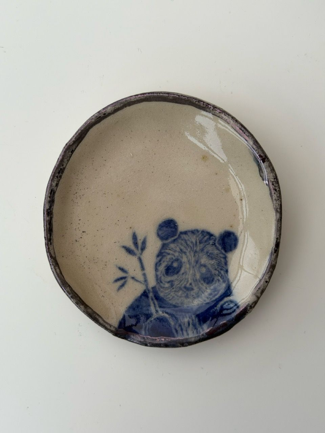 ENDANGERED - Sgraffito trinket with lustre